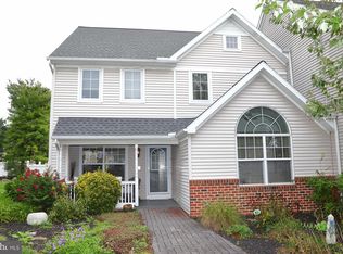 1049 Kent Gdn, Lititz, PA 17543