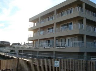 6100 Boardwalk APT 307, Ventnor, NJ 08406