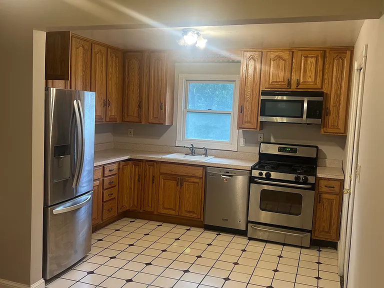 218 Gordon Ave #2 — Photo 20