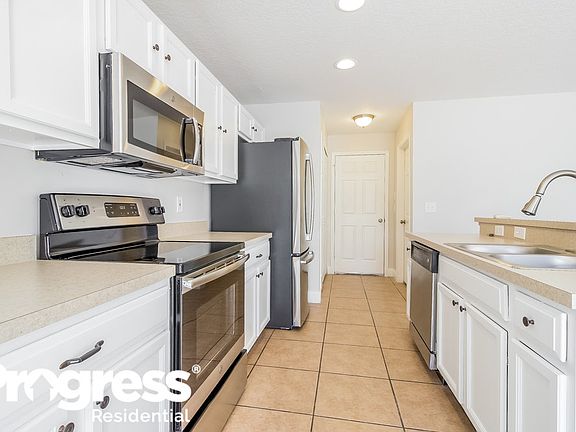 4th image of 13229 Briar Forest Ct