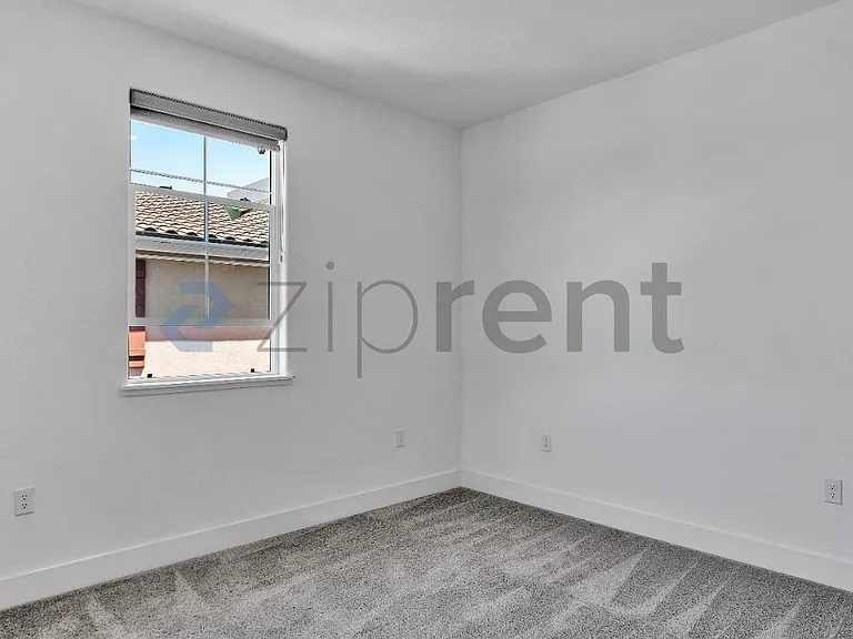 1483 S Barker St — Photo 37