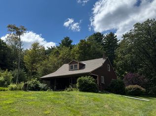 61 Parkman Wood Rd, Putney, VT 05346