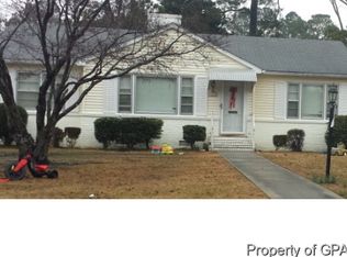903 Cameron Dr, Kinston, NC 28501