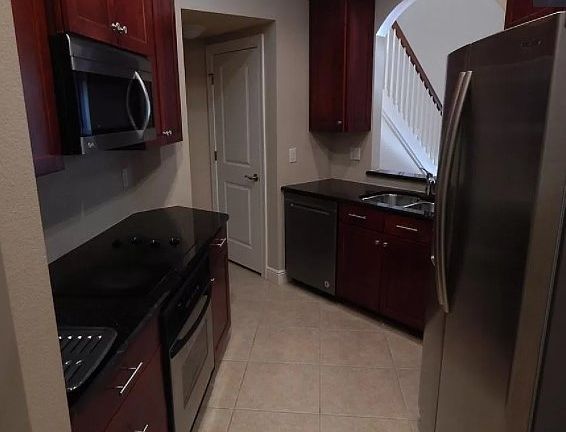 3rd image of 4936 Anniston Cir