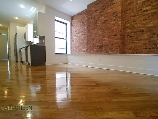 Rented by Evergreen Apartments BK | media 1