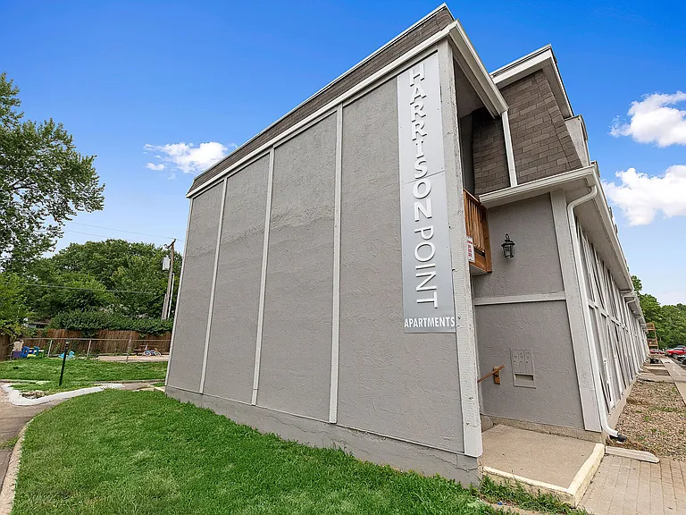 Harrison Point Apartments — Photo 10