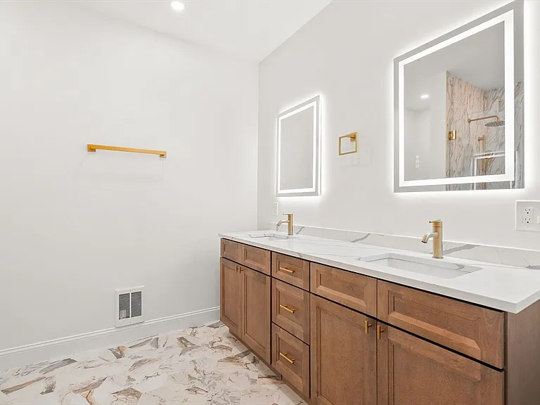 27 Shepard St #3 — Photo 23
