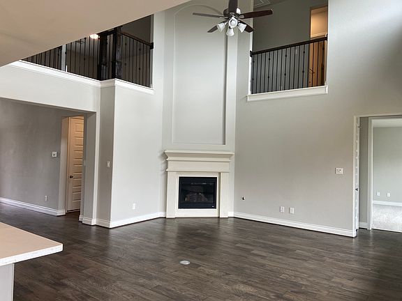 3rd image of 30427 Garden Glenn Ct