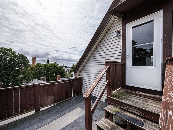 4th image of 20 Hatch St