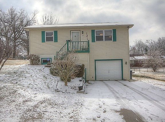 2nd image of 211 N Poplar St