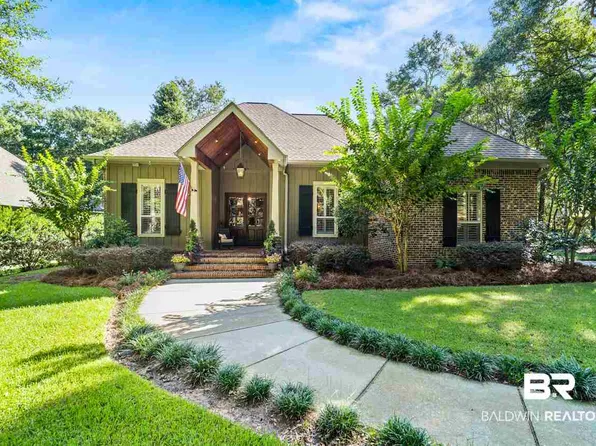 105 Woodcove Dr, Fairhope, AL 36532