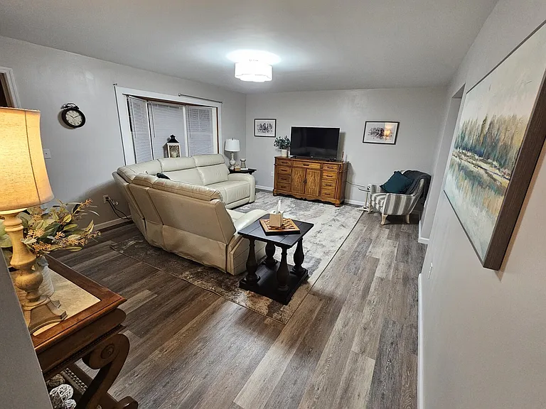 Maple Grove Rd — Photo 17