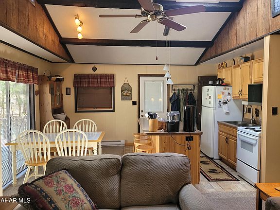5th image of 375 Troxell Spring Rd