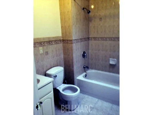 Rented by Bellmarc Realty | media 5