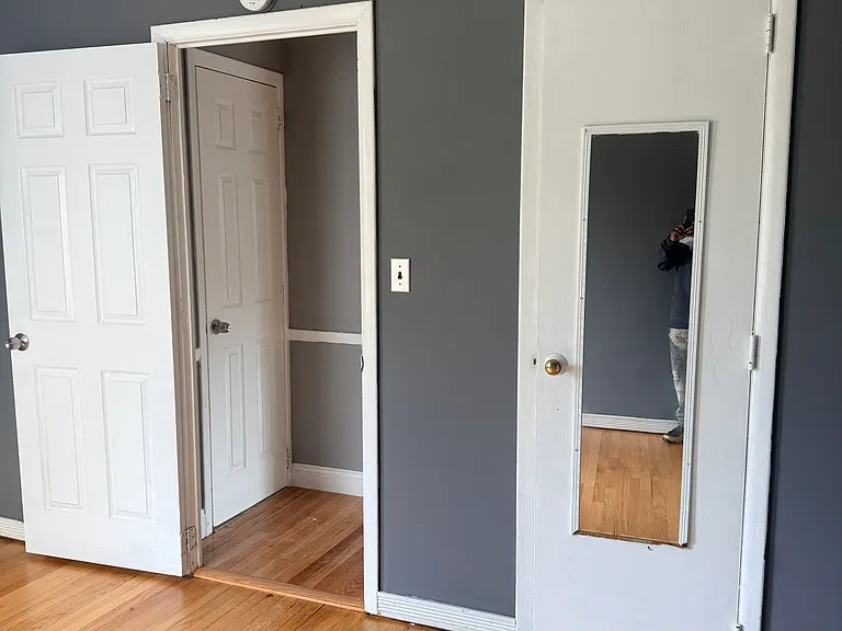 786 New Scotland Ave — Photo 16
