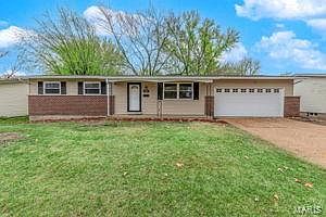 1st image of 2050 Loveland Dr
