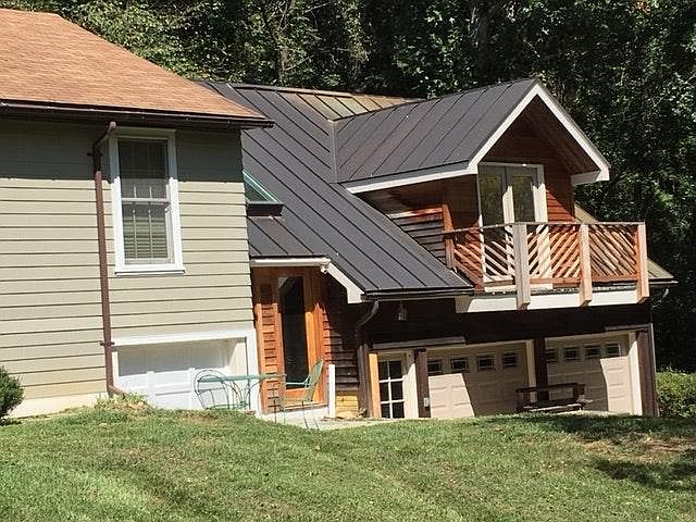 Large front lawn and patio area