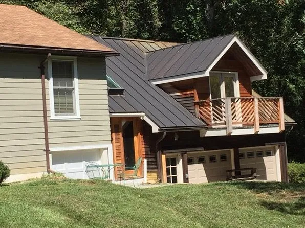 (undisclosed Address), Leesburg, VA 20175