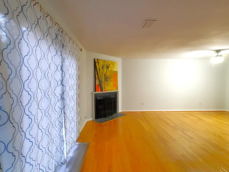 119 Woodbridge Ln — Photo 13