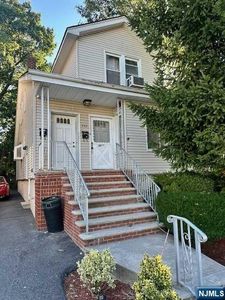 422 Columbia Ave, Cliffside Park, NJ, 07010