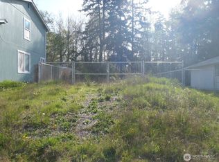 820 S 94th St, Tacoma, WA