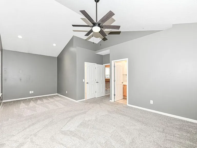 12690 Leah Ln — Photo 22