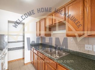 7001 N 43rd St APT 4, Milwaukee, WI 53209