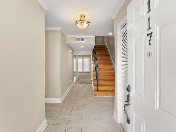 2nd image of 117 28th St