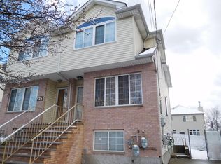 928 Rockland Ave, Staten Island, NY 10314