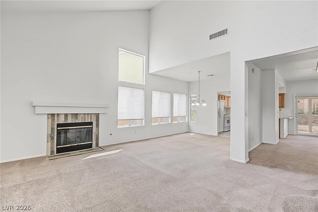 3 bed, 2.5 bath, 2188 sqft, $2,000 — Photo 4