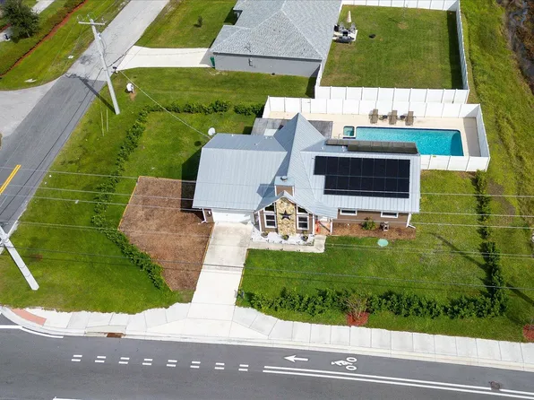 1297 SE Floresta Drive, Port St Lucie, FL 34983