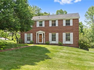 9431 Doral Dr, Pittsburgh, PA