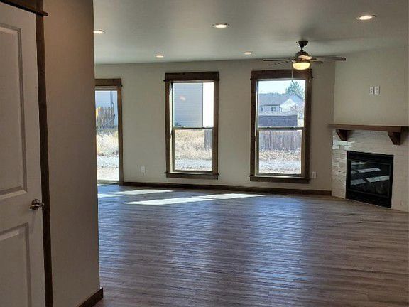 2nd image of 1506 Butler Creek Ave