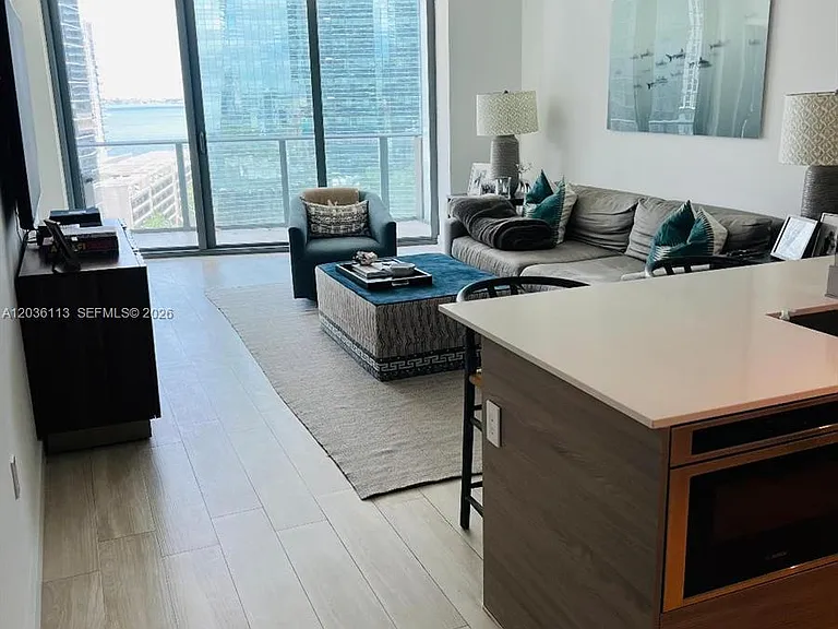 45 SW 9th St #1103 — Photo 7