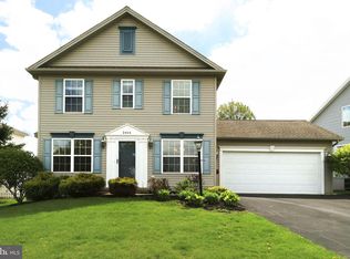 2414 Autumnwood Dr, State College, PA 16801