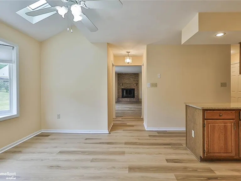 4059 Wedgewood Rd — Photo 21