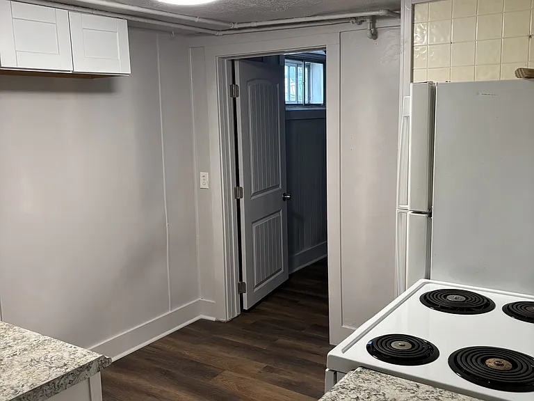 534 N 5th Ave — Photo 14