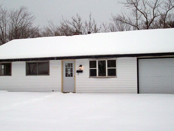 5th image of 9908 Maurine Dr