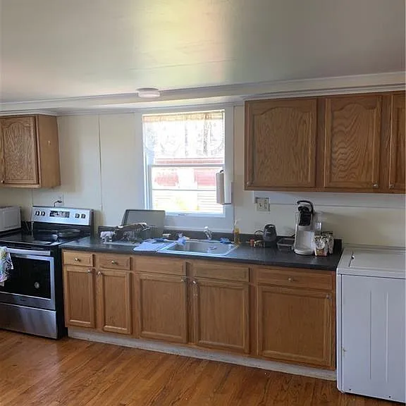 32 Ann St #2 — Photo 10