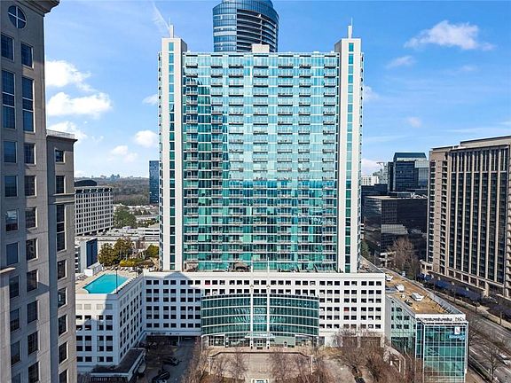 2nd image of 3324 Peachtree Rd NE Unit 901