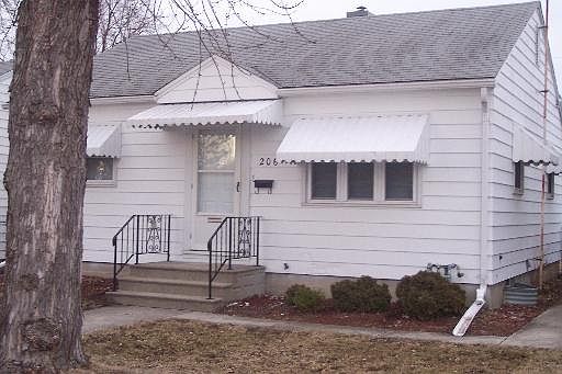 1st image of 206 Park Dr