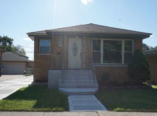 5850 S Natoma Ave, Chicago, IL 60638