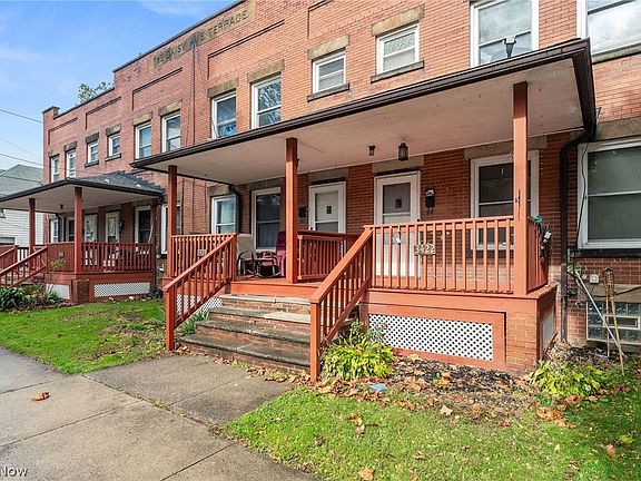 3rd image of 3422 Daisy Ave