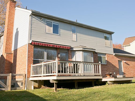 3rd image of 5452 Sprucewood Dr