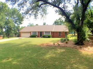 2805 Windmill Rd, Edmond, OK 73013