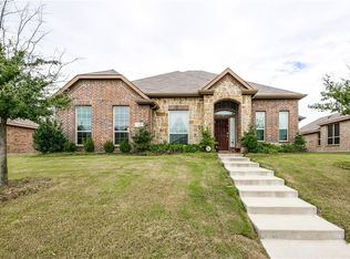 1213 Senegal Dr, Desoto, TX 75115