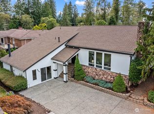 711 E Lakeshore Dr, Lake Stevens, WA