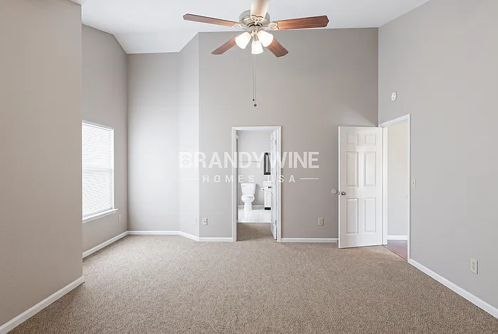 3363 Hampstead Dr — Photo 11