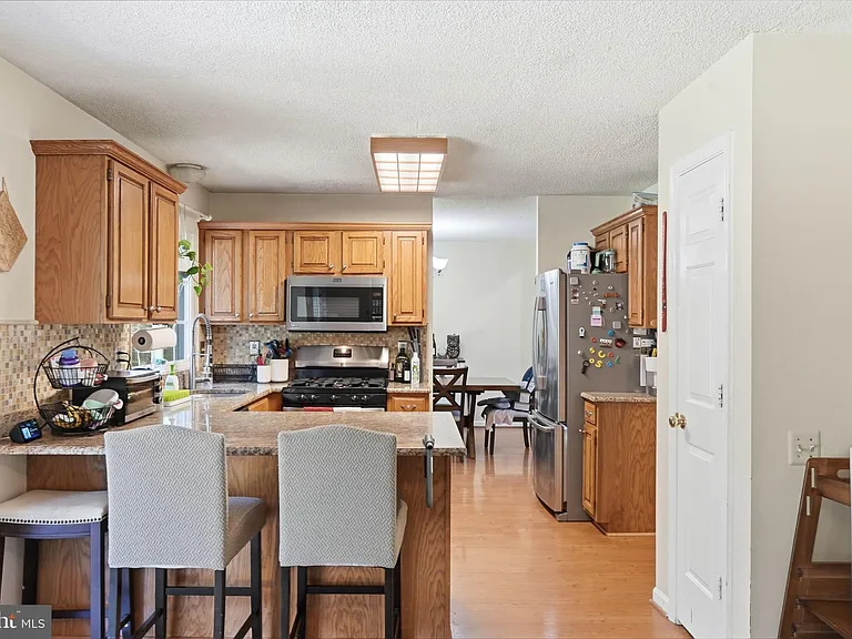 4020 Blue Slate Dr — Photo 10