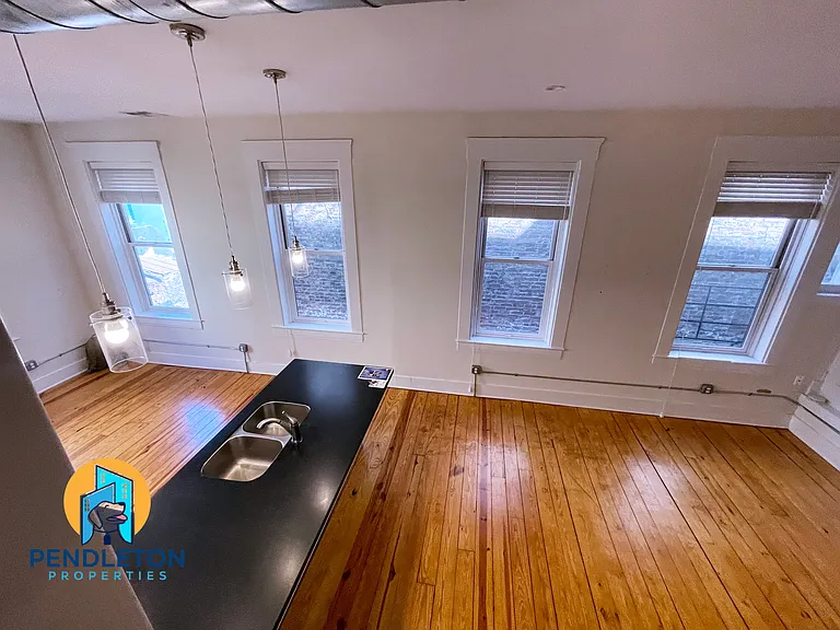 514 E 12th St #3 — Photo 13